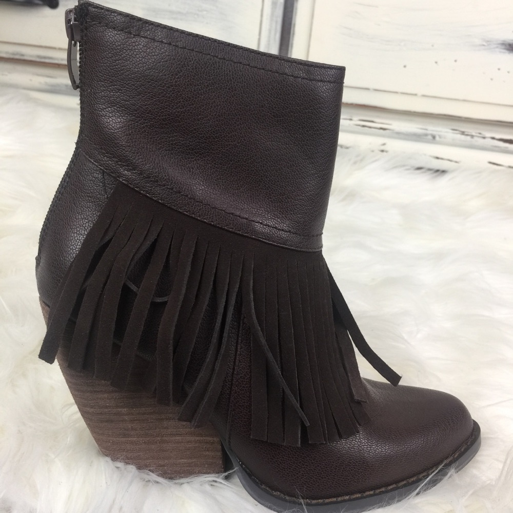 Very Volatile, Ankle Fringe Boot, Brown, 6.5 NWOT